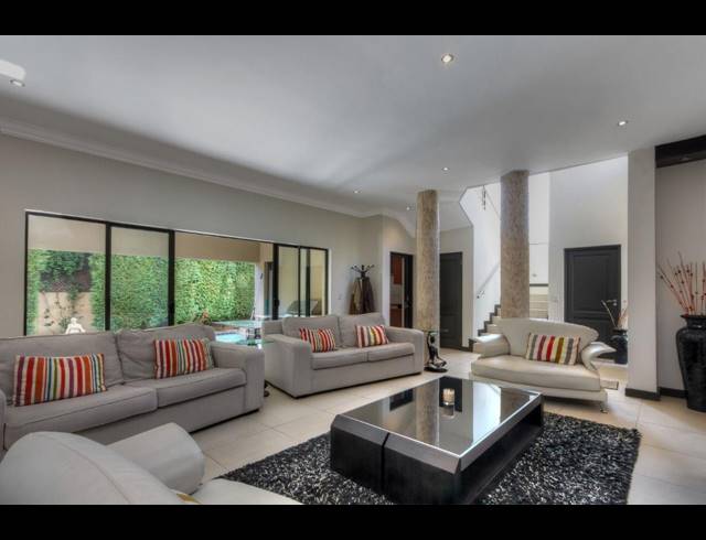 3 BEDROOM CLUSTER FOR SALE IN MORNINGSIDE